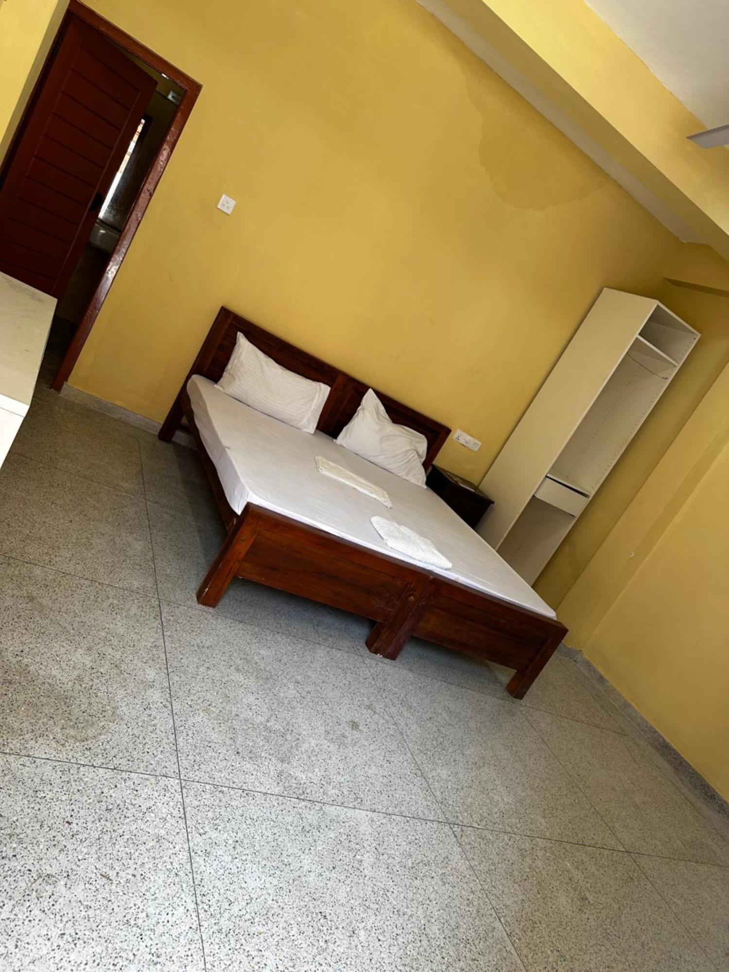Delft Samudra Hotel Джафна Екстериор снимка